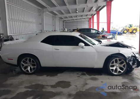 2015 Dodge Challenger Sxt Plus из США, поврежденный, VIN 2C3CDZBG5FH904919